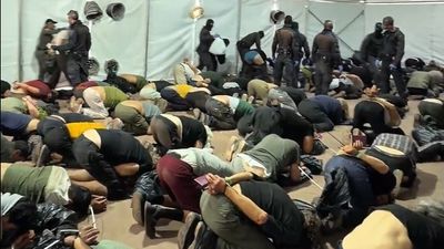 Llegan a Estambul los 44 activistas españoles de la flotilla detenidos por Israel