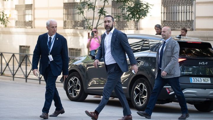 Aldama vuelve al banquillo como investigado en el 'caso Koldo' por las mascarillas de Baleares