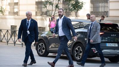Aldama vuelve al banquillo como investigado en el 'caso Koldo' por las mascarillas de Baleares
