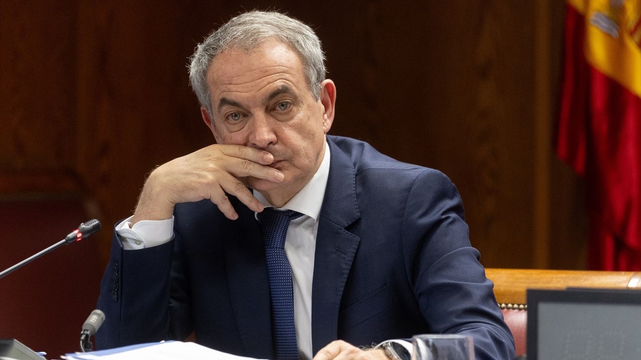 El juez de la Audiencia Nacional ordena bloquear cuentas bancarias de Zapatero