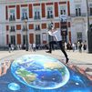 La Puerta del Sol abre un “socavón con arte” por el consumo responsable de agua