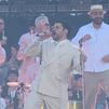 Bad Bunny deslumbra en Barcelona  en el estreno europeo de su gira con 10 conciertos en Madrid