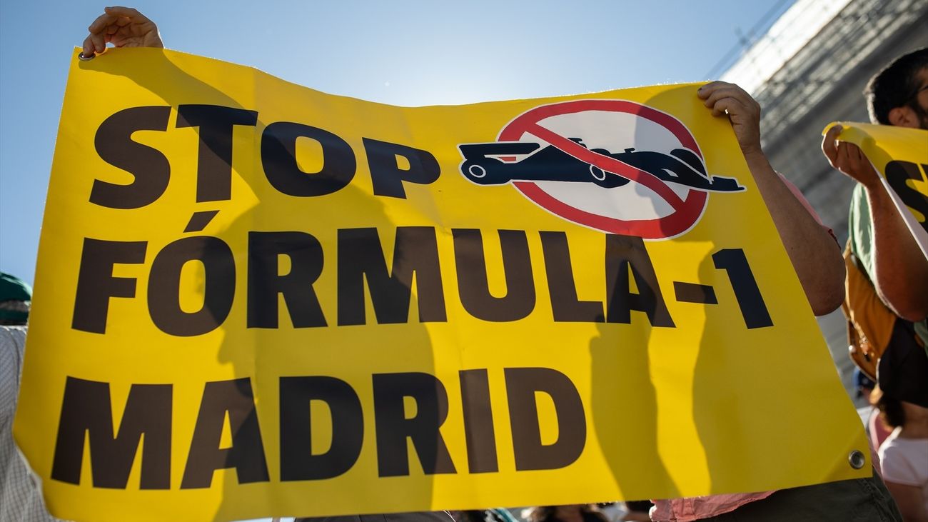 Vecindad de Hortaleza sale a la calle para denunciar el impacto del circuito de Fórmula 1 en el barrio