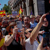 Tres detenidos y siete policías heridos leves en la multitudinaria 'Marcha por la Dignidad'