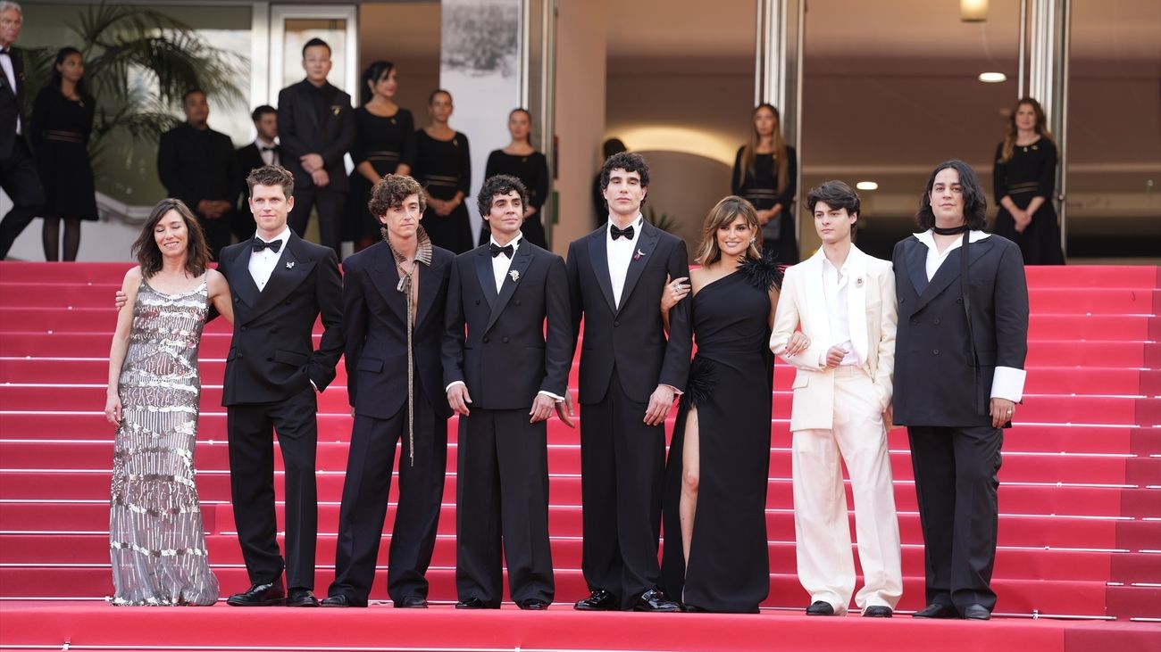 Cannes encumbra a los Javis con el Premio de Dirección y da segunda Palma de Oro a Mungiu
