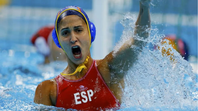 Pili Peña, leyenda del waterpolo español, pone fin a una carrera para la historia