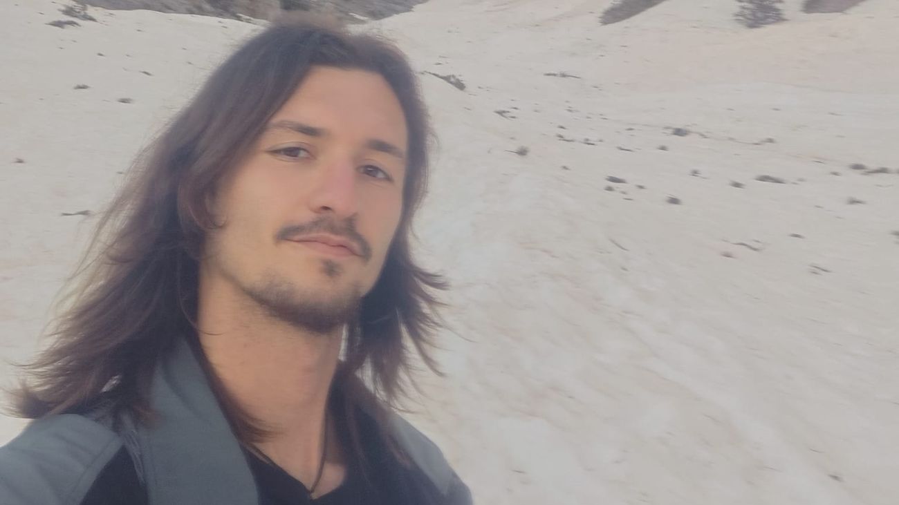El montañero español desaparecido en el Monte Olimpo en una foto remitida a su familia