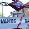 Metro de Madrid se viste de blanco y rojo en Vallecas para apoyar al Rayo en el partido más importante de su historia