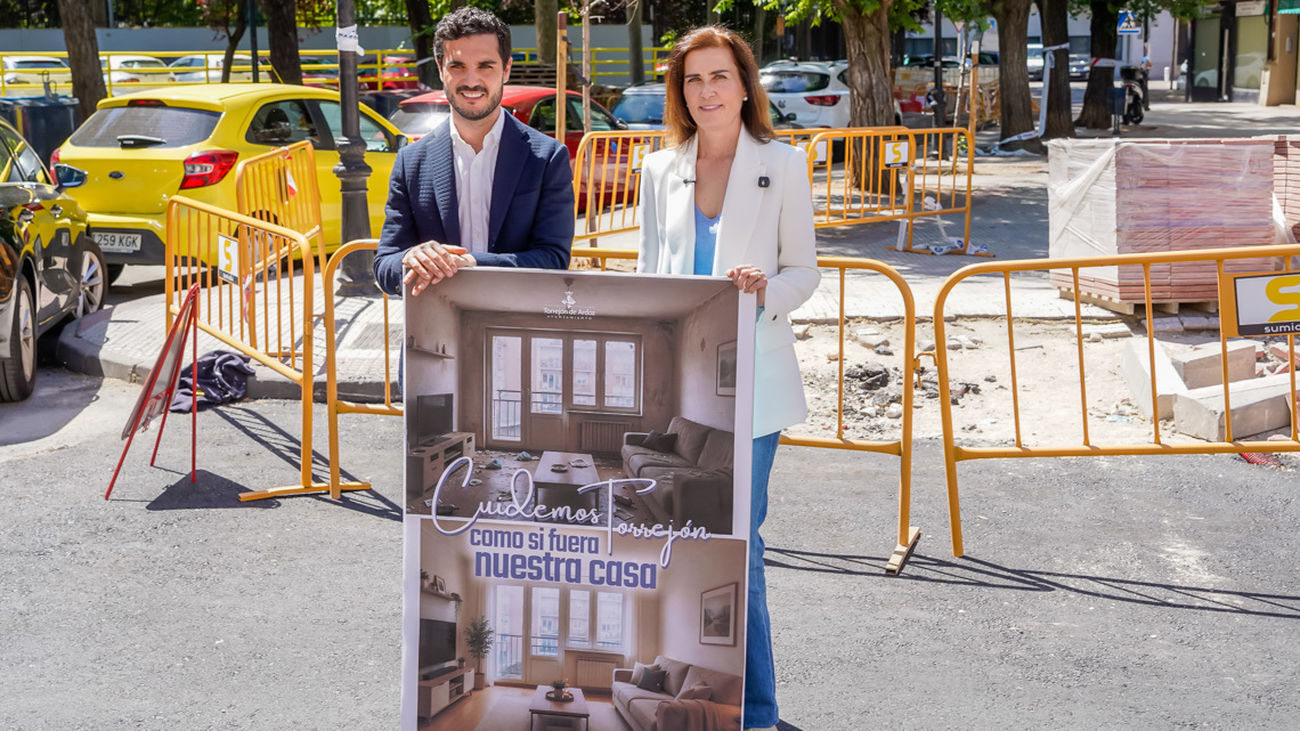Alejandro Navarro  y Mercedes Tomé
