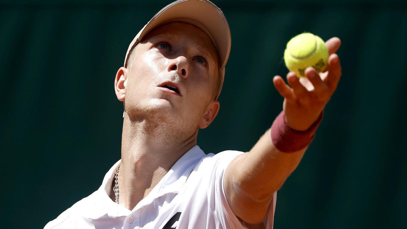 Landaluce estrena su casillero en Roland Garros tras vencer a Prado Angelo