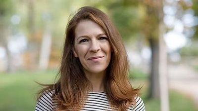 Laura Donis, CEO de EMPOWER, recibe la Beca 8M por su labor en inclusión y transformación cultural