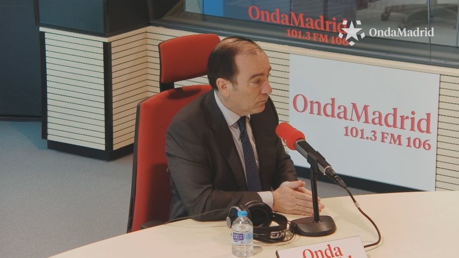 Carabante confirma el regreso de la nutria al Manzanares a pesar de "las críticas de la izquierda por la iluminación"