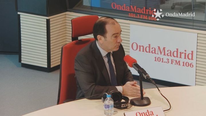 Carabante confirma el regreso de la nutria al Manzanares a pesar de "las críticas de la izquierda por la iluminación"