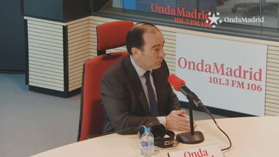 Carabante confirma el regreso de la nutria al Manzanares a pesar de "las críticas de la izquierda por la iluminación"