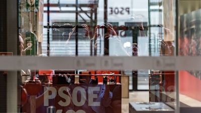 La UCO registra la sede socialista de Ferraz y los domicilios de Cerdán, Gaspar Zarrías y Pérez Dolset
