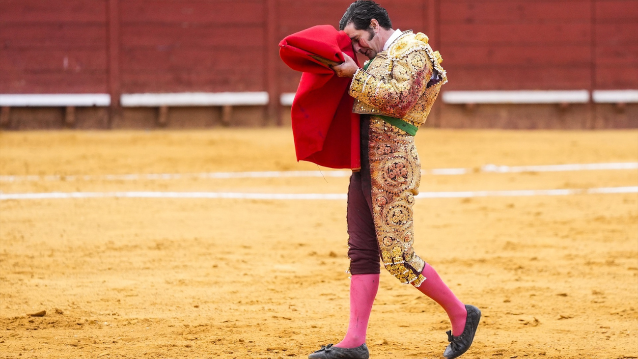 Morante de la Puebla reaparece en Madrid con lleno absoluto en Aranjuez