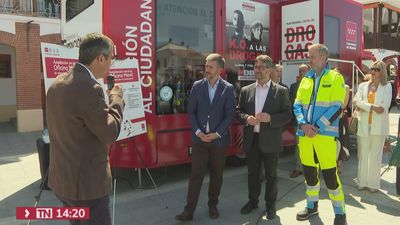 Madrid amplía su red de oficinas móviles de atención ciudadana y las convierte en espacios cardioprotegidos