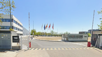 El pleno mostoleño apoya a los trabajadores de TKE tras el anuncio de absorción por su competidor