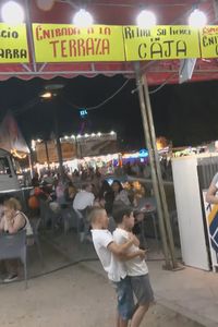 Panorama y los fuegos artificiales llenan de público las fiestas de San Fernando