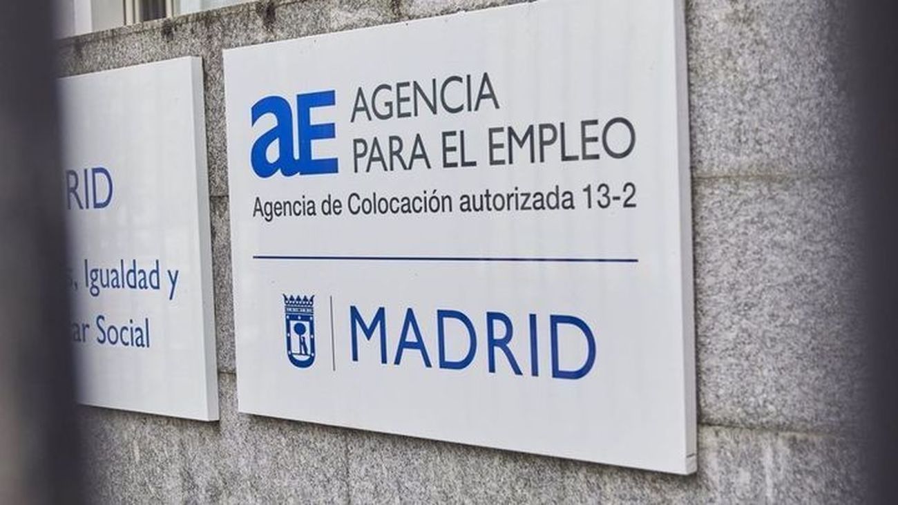 La Agencia para el Empleo busca 40 operarios de 'handling' para el Aeropuerto de Barajas