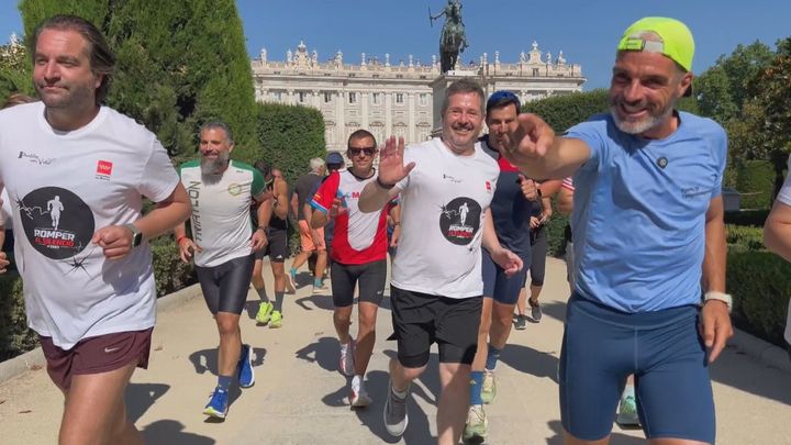 El bombero Jimmy concluye su carrera de 3.953 km por Madrid para romper el silencio sobre el suicidio