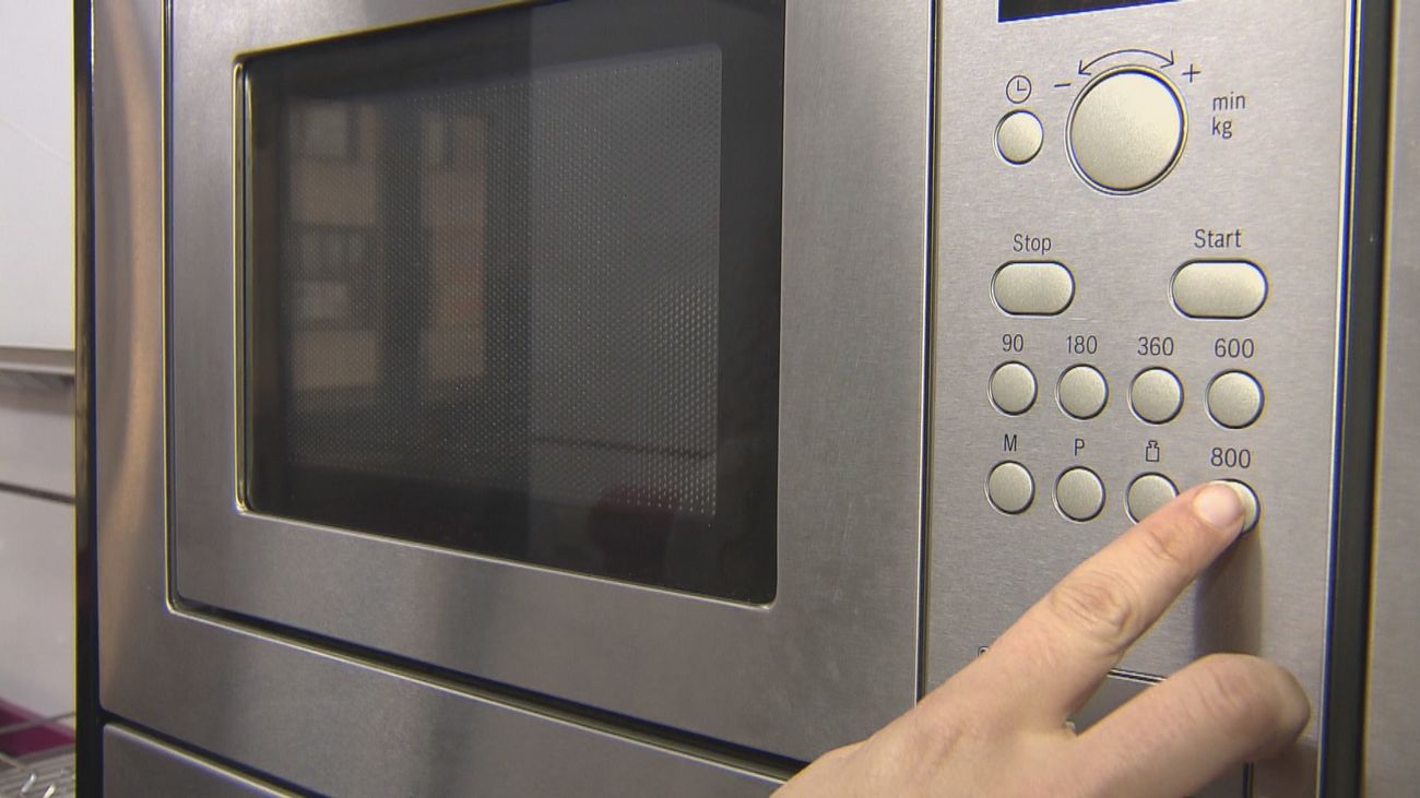 El consumidor pagará 15 euros más por la electricidad de mayo, según Facua