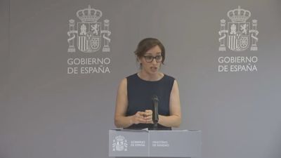 Mónica García dice que los inmigrantes usan menos el sistema sanitario "porque tienen mejor salud"