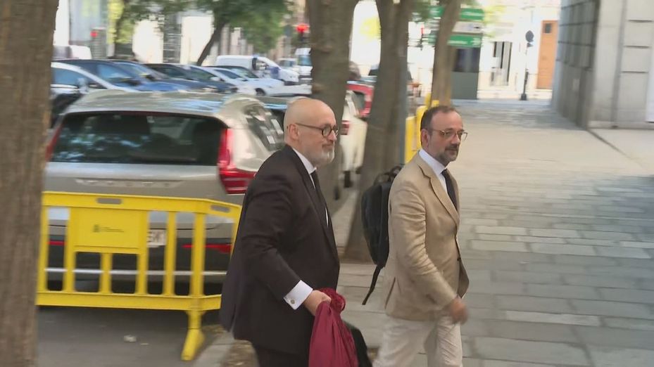 El auto del juez Pedraz sitúa al abogado Jacobo Teijelo como figura relevante en la investigación de la trama de hidrocarburos