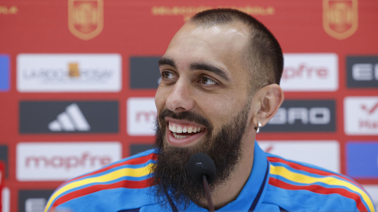 Borja Iglesias: “Soy muy afortunado. Un Mundial es lo más importante como jugador”