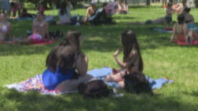 Agresión sexual a 3 menores en una piscina municipal en Vallecas