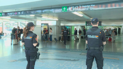La Brigada Móvil aumenta los controles en vagones y andenes ante la llegada de dos millones de personas