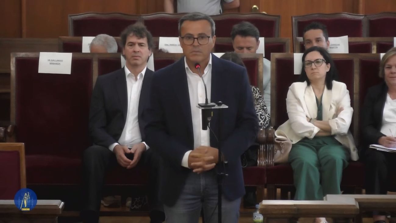 Gallardo sobre Pedro Sánchez: "Ni siquiera era consciente de que tuviera hermanos"