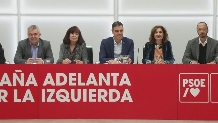 El juez Pedraz pide información tributaria y financiera del PSOE y del PSC desde 2024 y 2025