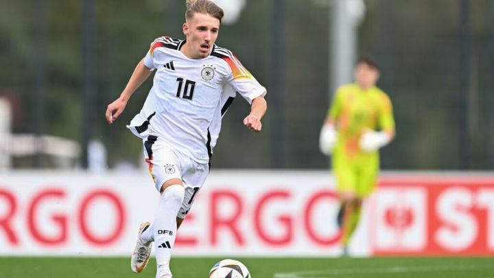 Lennart Karl / FIFA