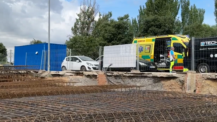 Muere un trabajador aplastado por una grúa en Alcalá de Henares