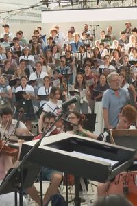 Mil voces ultiman en Madrid la música para la vigilia del papa León XIV