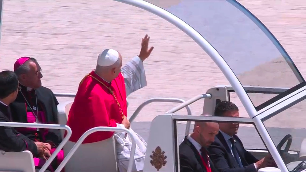 El Papa recorre las calles de Madrid