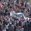 León XIV  recorre el corazón de Madrid entre el cariño de  miles de fieles