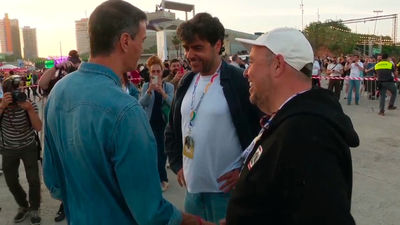 Sánchez viajó por sorpresa este sábado a Barcelona para asistir al Primavera Sound