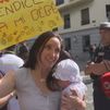 Pelayo, uno de los muchos bebés bendecidos por León XIV en su caminar por Madrid