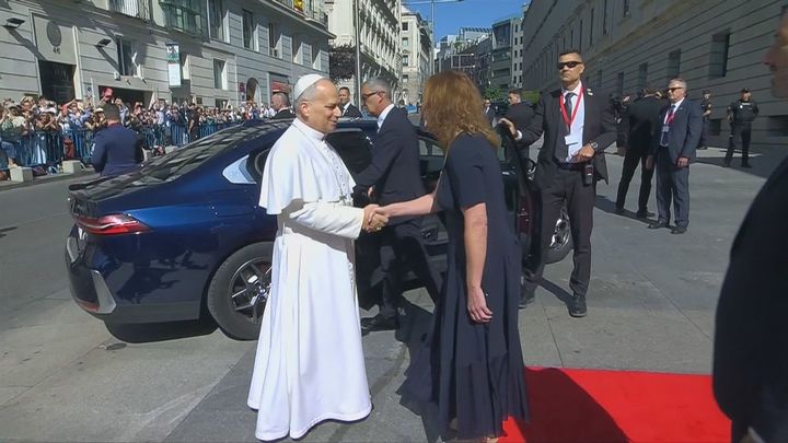 El papa León XIV llega al Congreso
