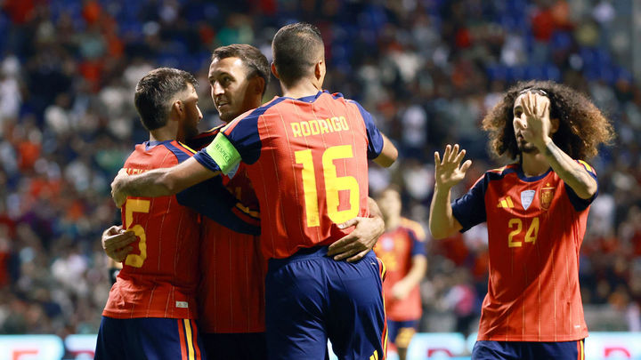 1-3. España vence a Perú en el último amistoso antes del Mundial