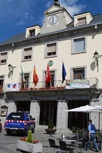 Fachada del Ayuntamiento de Cercedilla