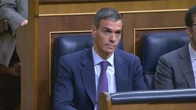 Nadie cree a Sánchez en el Congreso pero le sostienen pese a los casos de corrupción