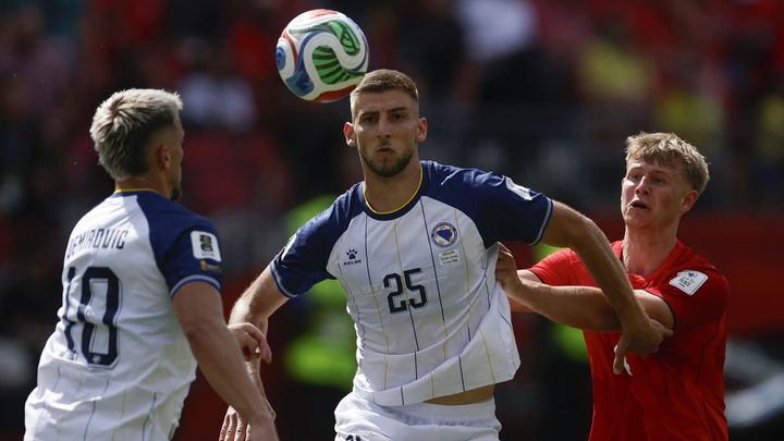 1-1. A Canadá y a Bosnia les sobran ganas pero les falta fútbol