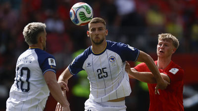 1-1. A Canadá y a Bosnia les sobran ganas pero les falta fútbol