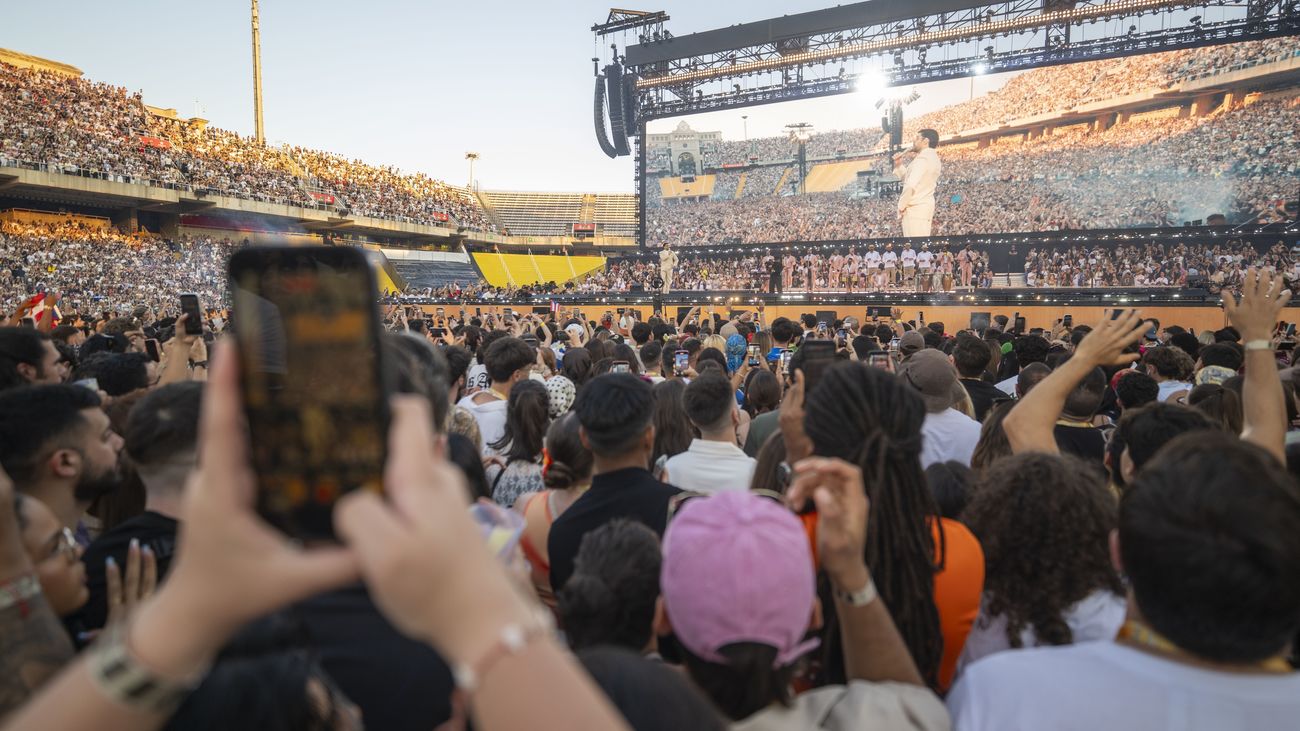 Bad Bunny en el Metropolitano,  el operativo que permite evacuar a 62.000 personas en 7 minutos