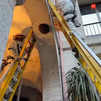 Los bomberos retiran un enjambre de abejas en el Castillo de Villaviciosa de Odón