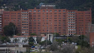 Multan a varios hospitales barceloneses por el bebé de seis semanas maltratado