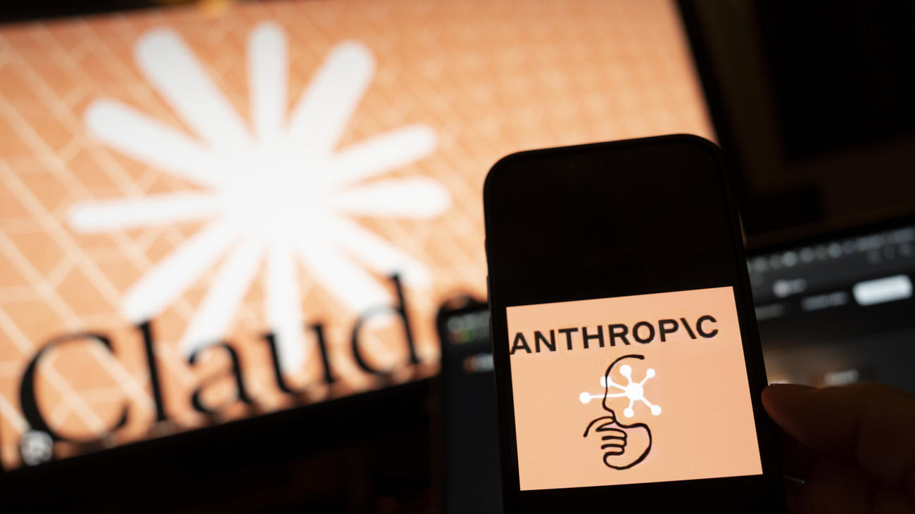 Anthropic suspende el acceso a sus mejores modelos de IA tras prohibición de EEUU de su uso en el extranjero